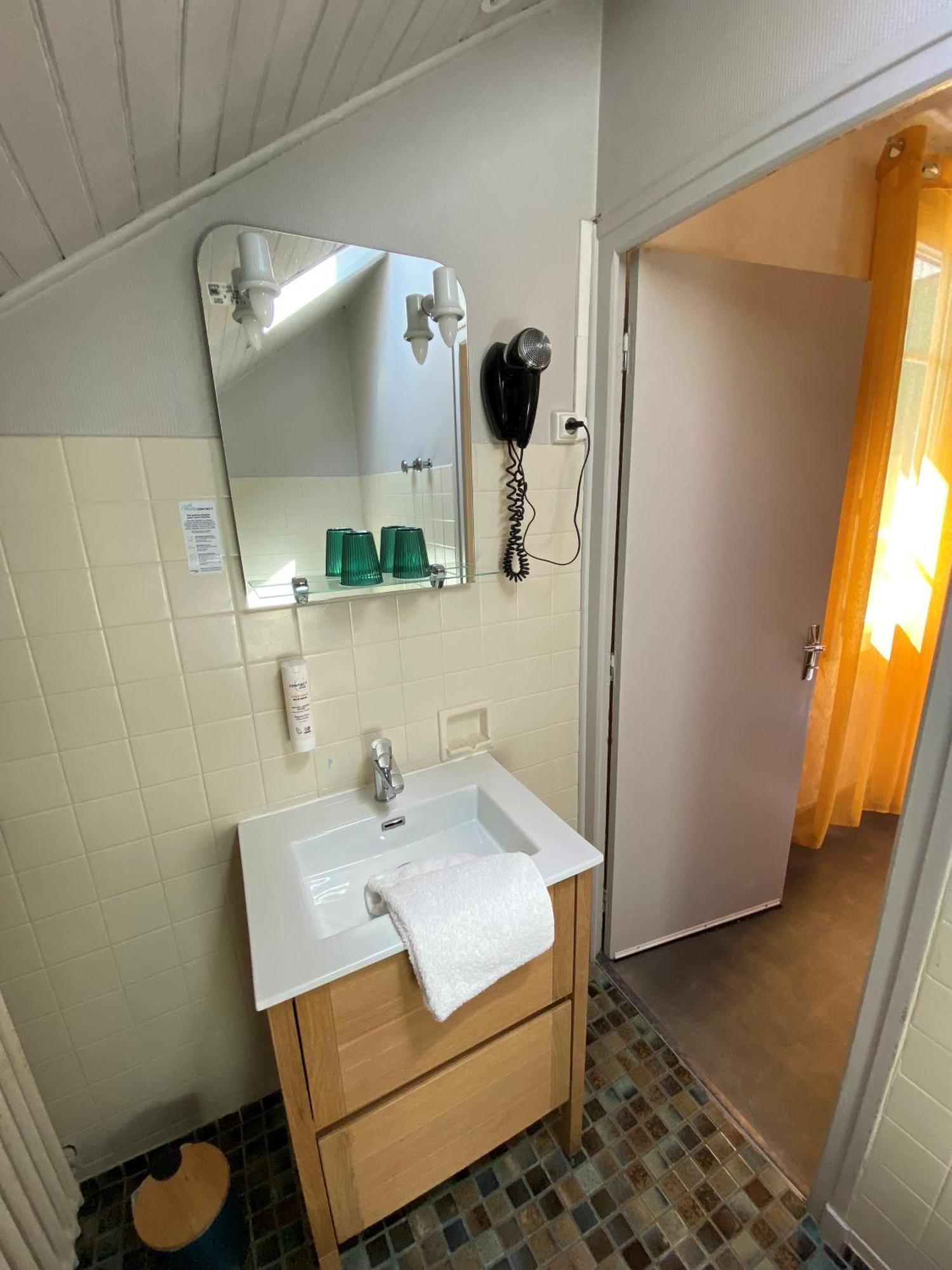 Deluxe Double Room Bath