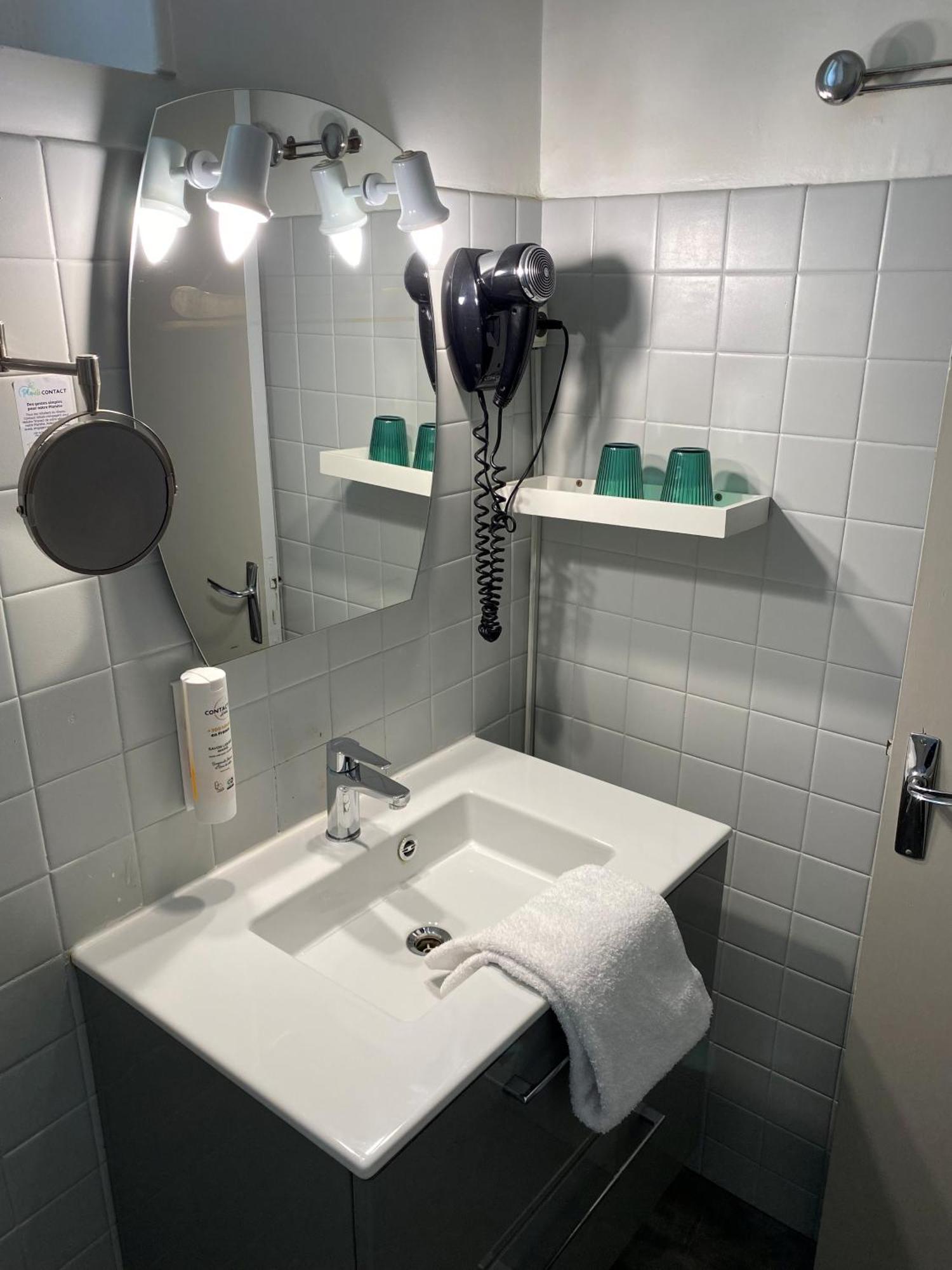 Deluxe Double Room Bath