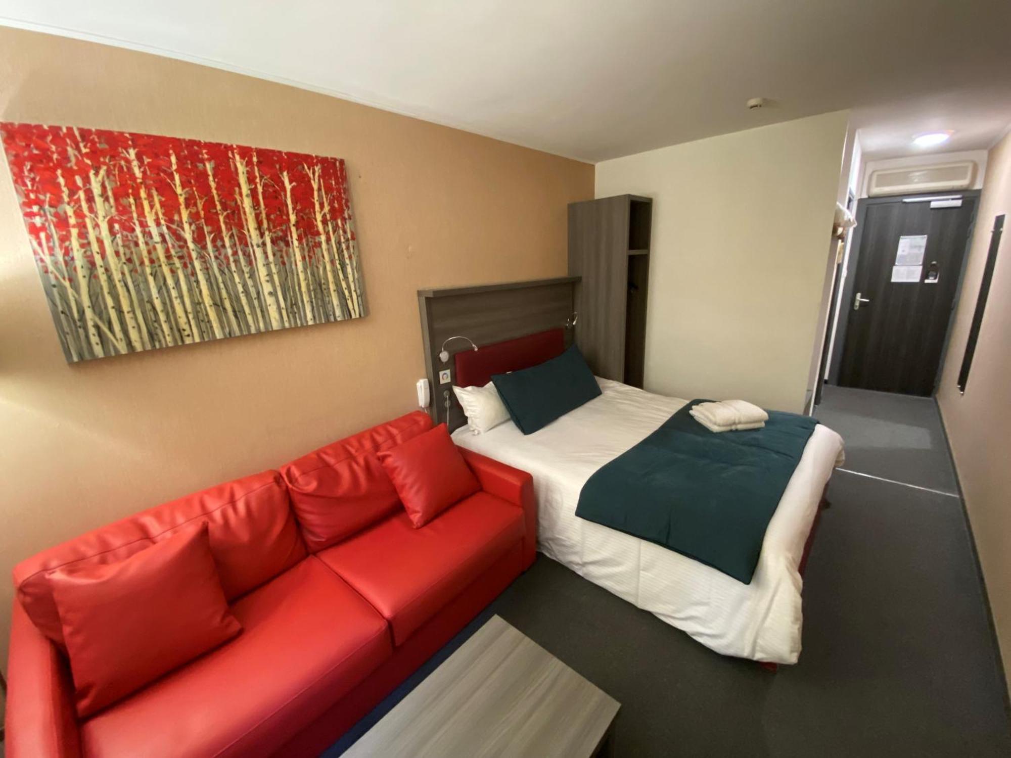 Large Double Room,1690942140:JPEG