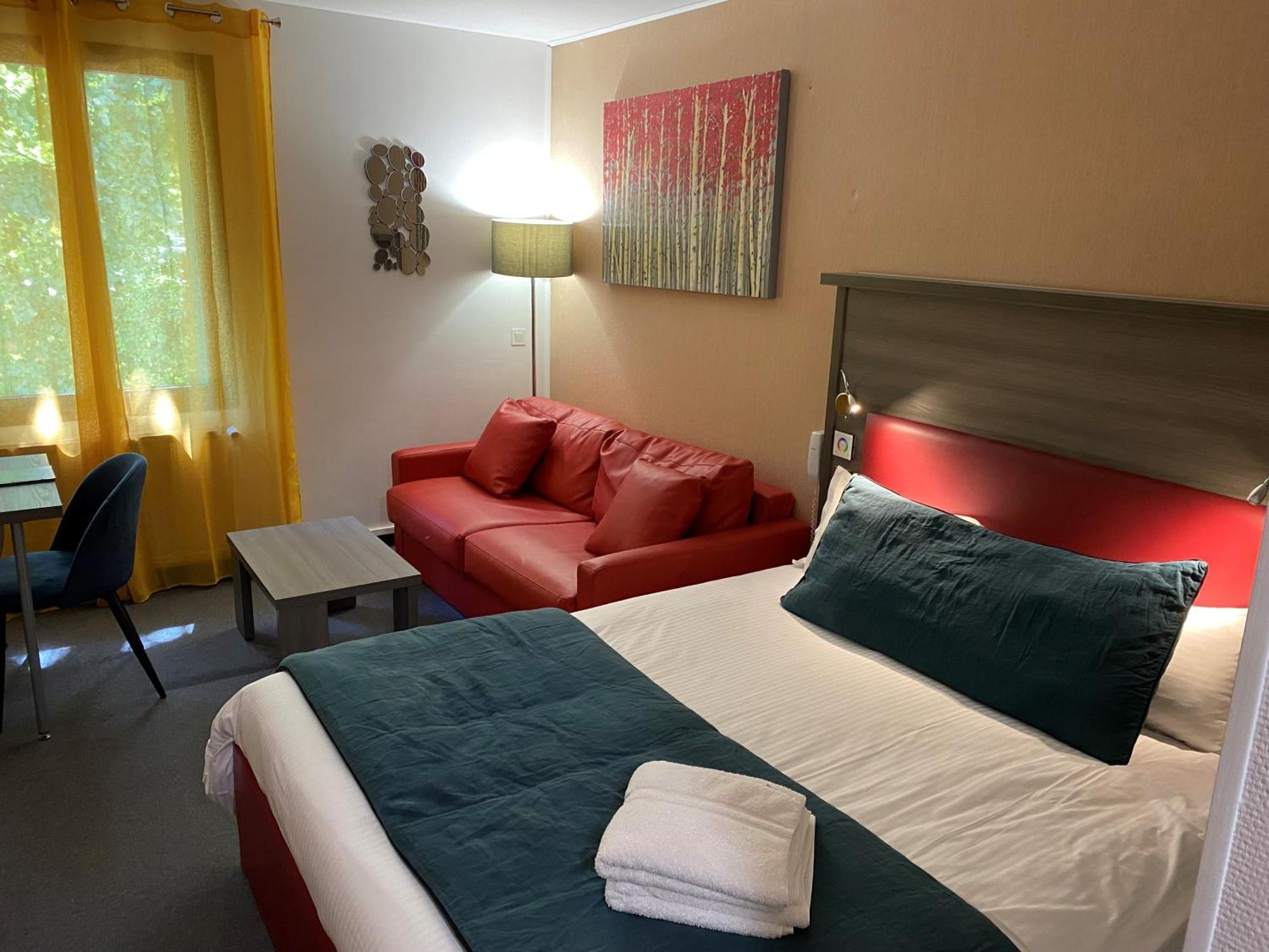 Large Double Room