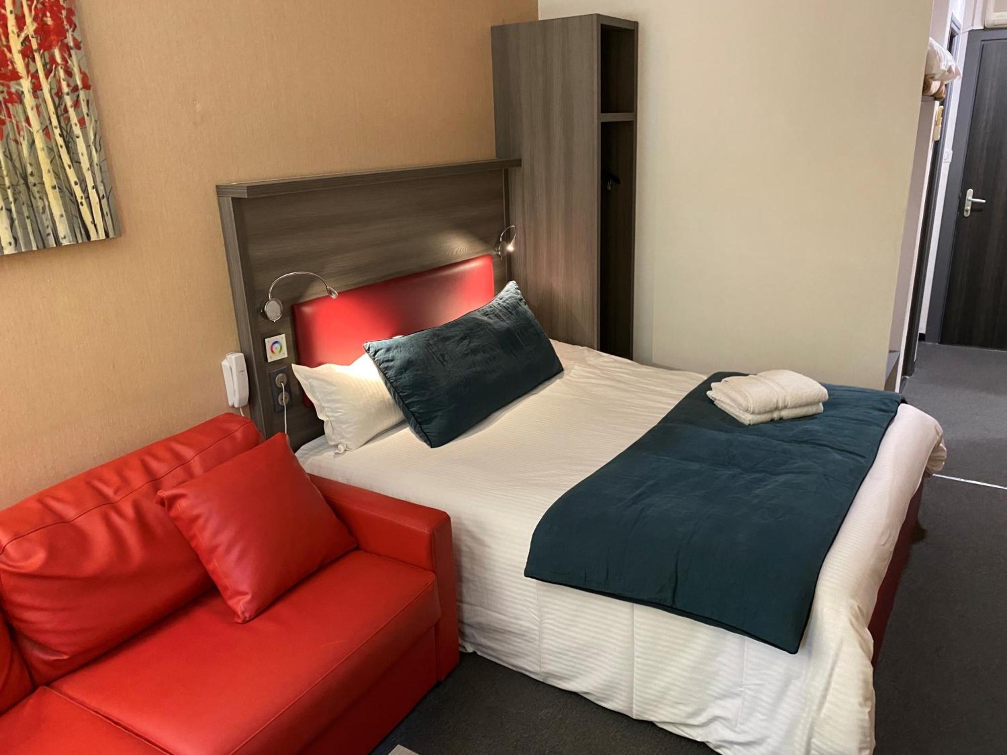 Large Double Room