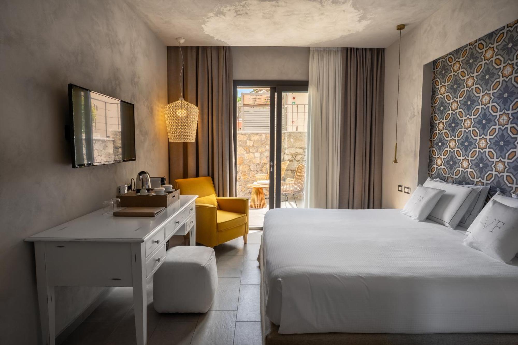 Classic Double or Twin Room