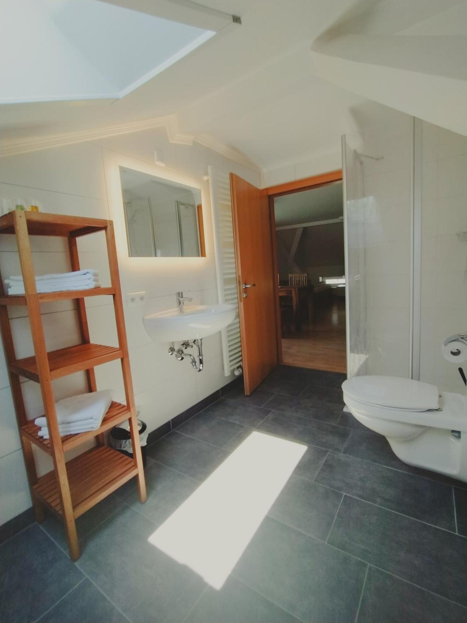 Apartment,1690952677:JPEG