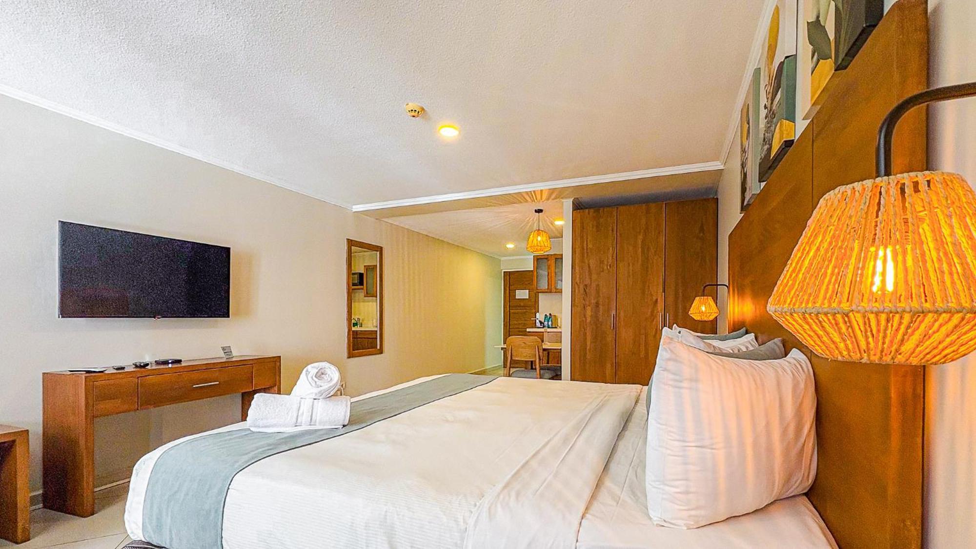 City Suites City View Kitchenette