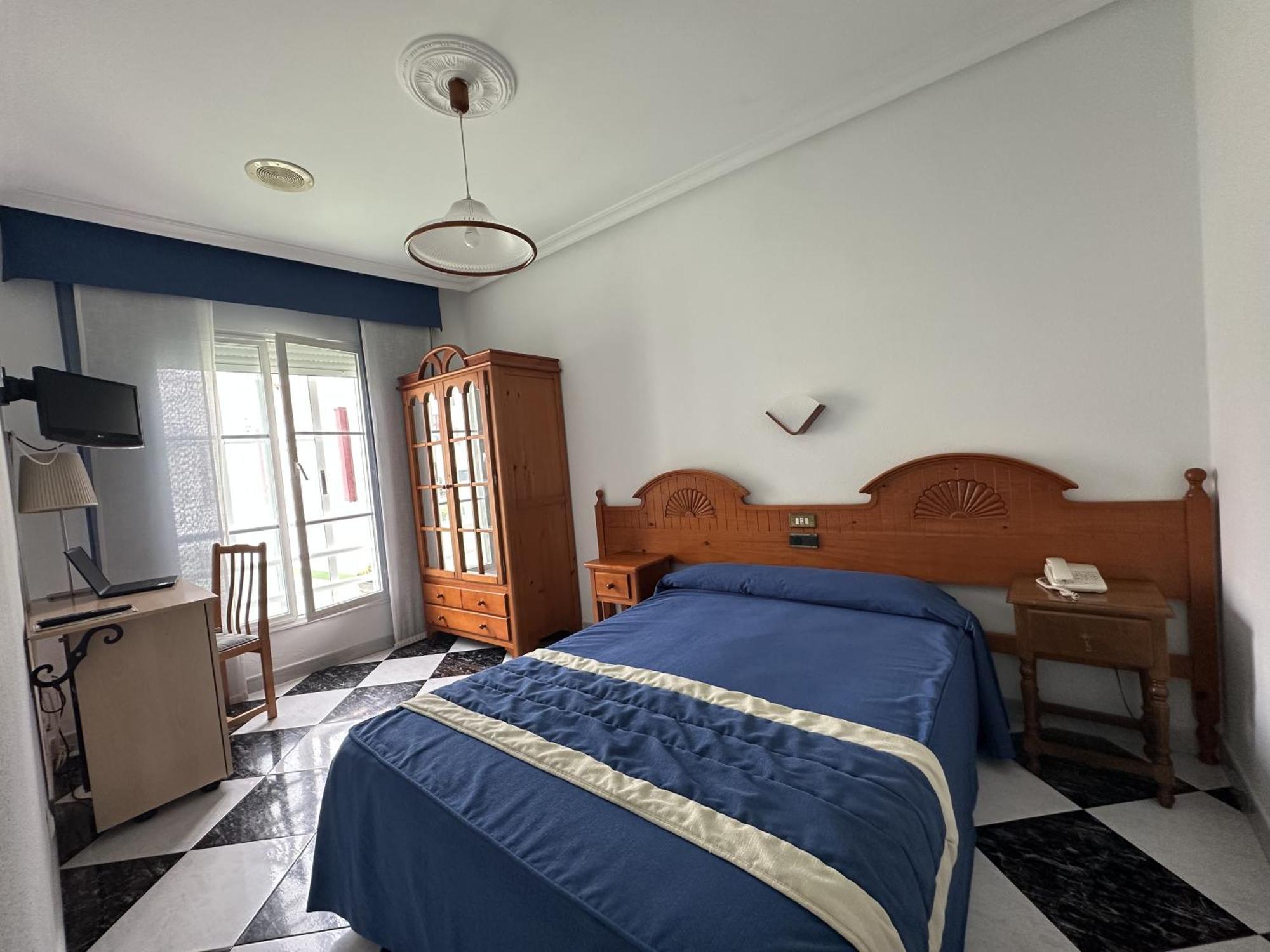 Standard Double Room Two Double Beds