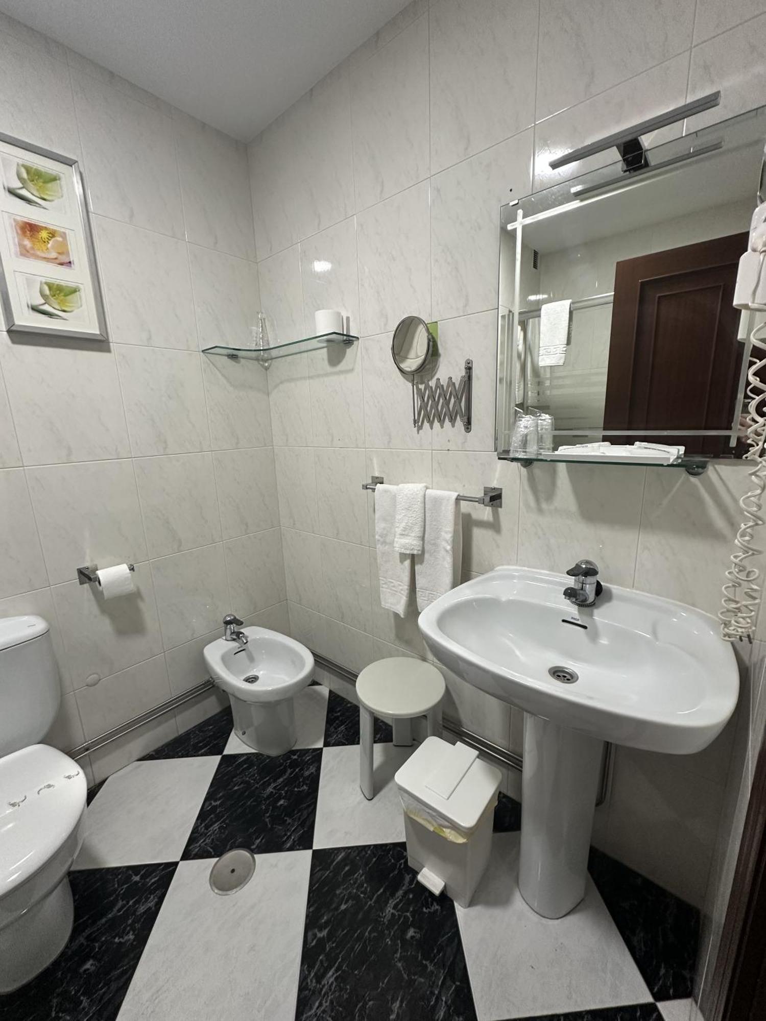 Standard Double Room Two Double Beds