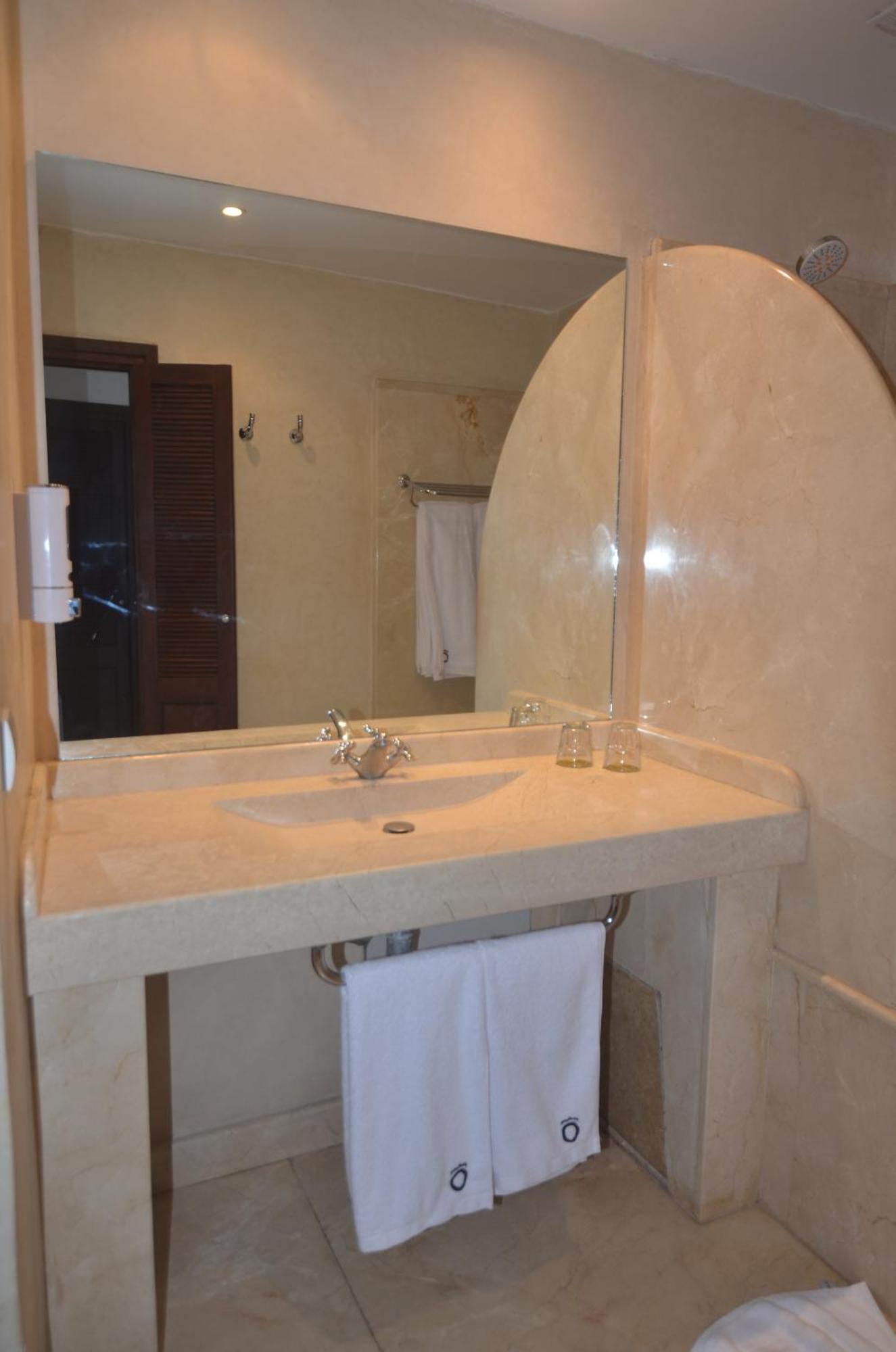 Unik Prestige Room,1691986640:JPEG