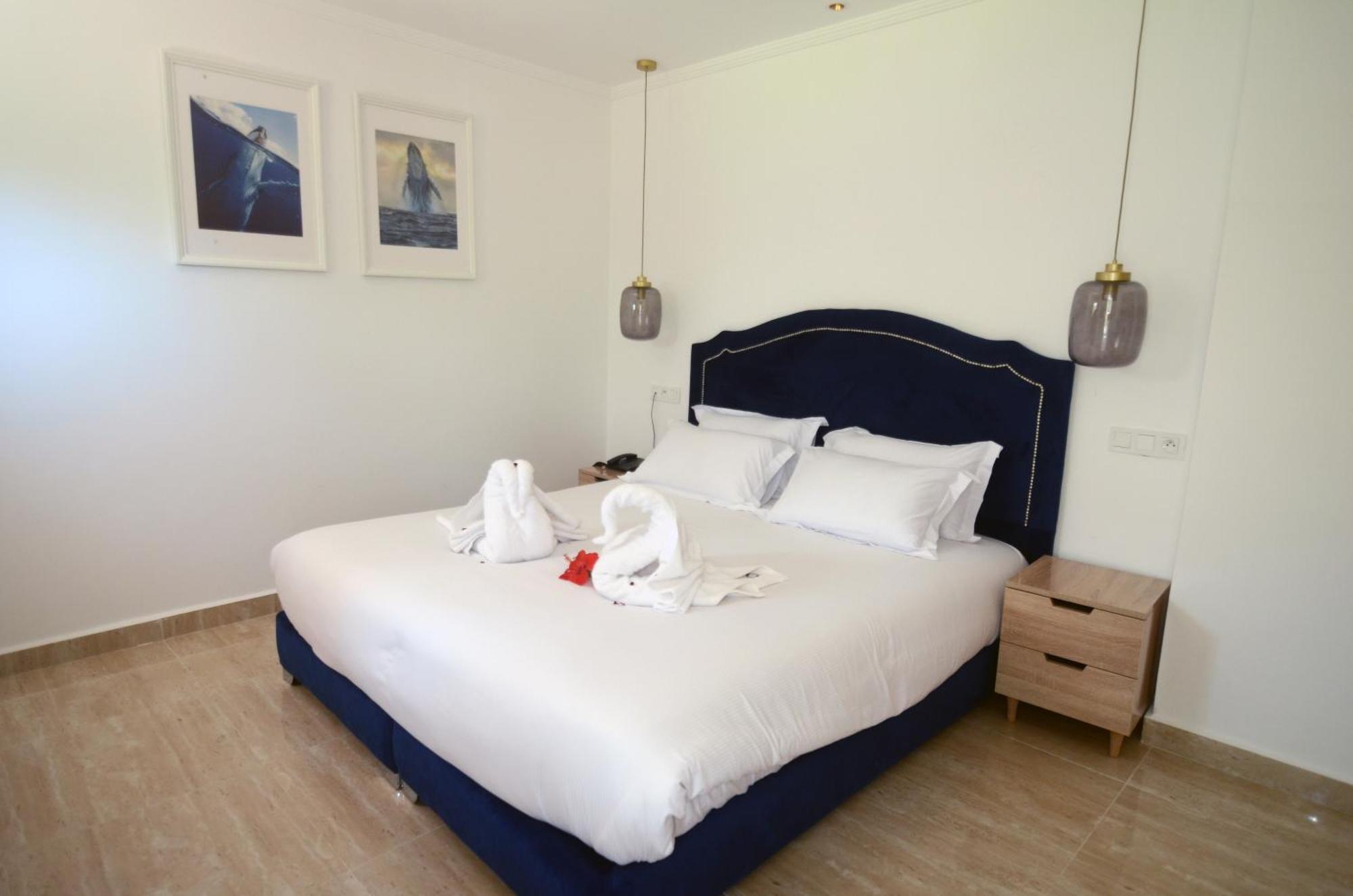 Double or Twin Room,1691986677:JPEG