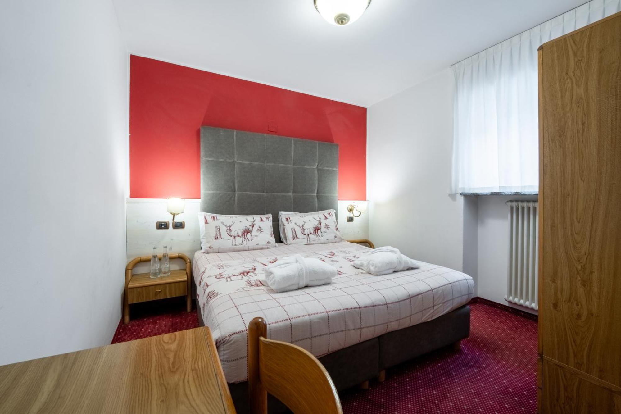 Economy Twin Room