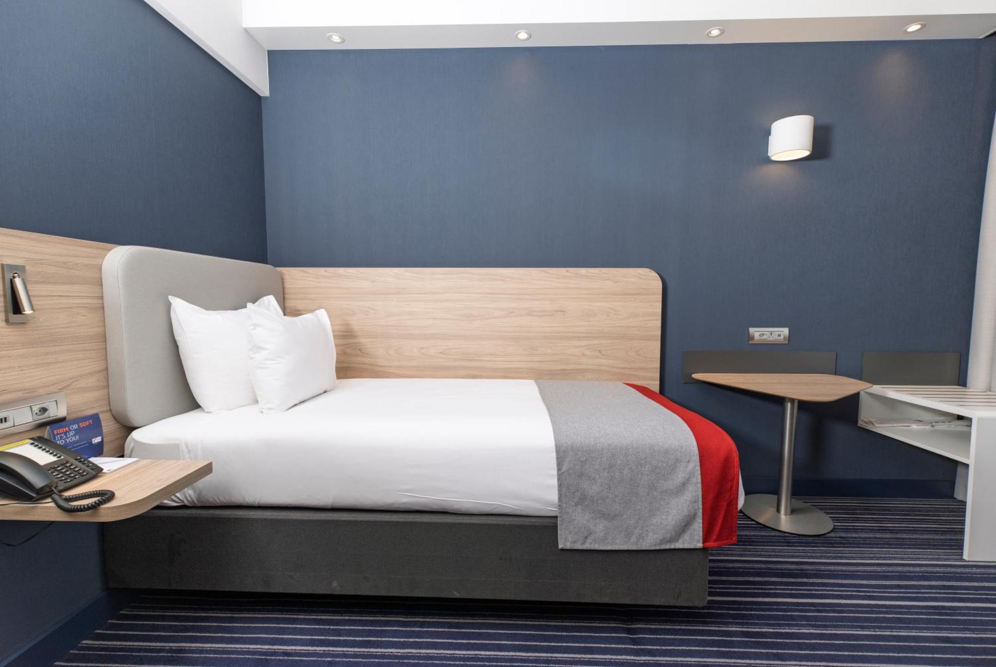 Standard Single Room,1698908455:JPEG