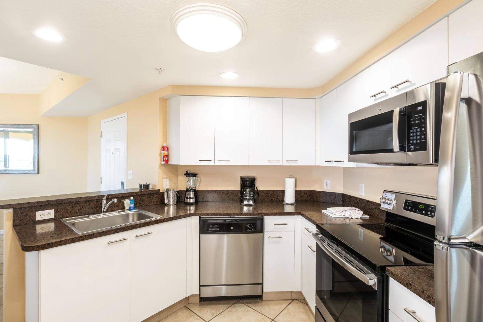 Deluxe One-Bedroom King Suite