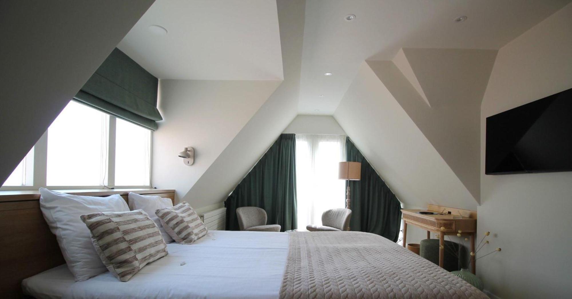 Comfort Double Room Spa Bath Non-Smoking,1692070385:JPEG