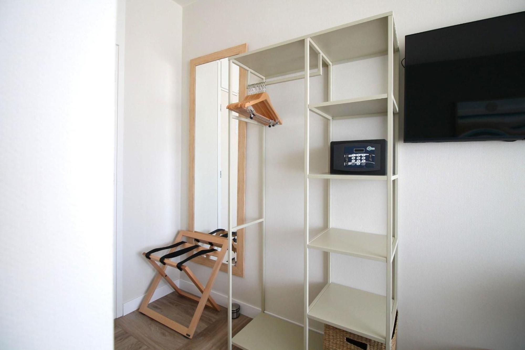 Comfort Double Room Walk Shower Non-Smoking