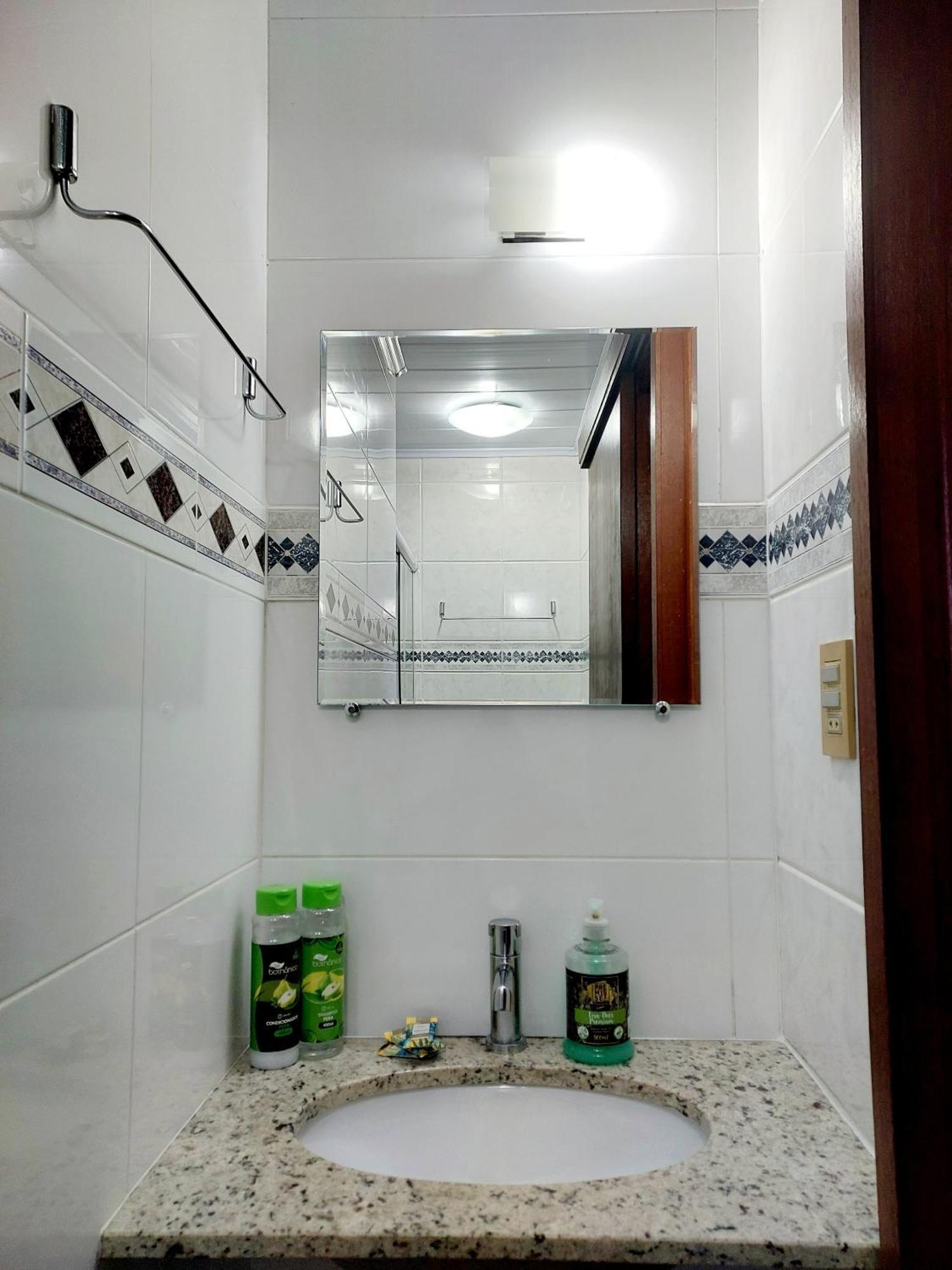 Standard Double Suite,1692073990:JPEG