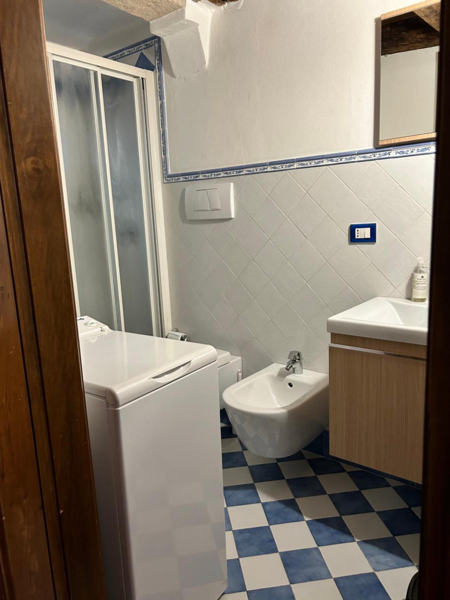 One-Bedroom Apartment Annex,1692098133:JPEG