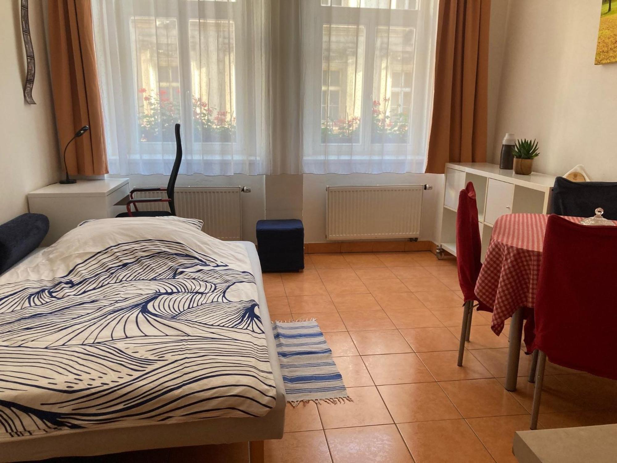 Comfort Triple Room