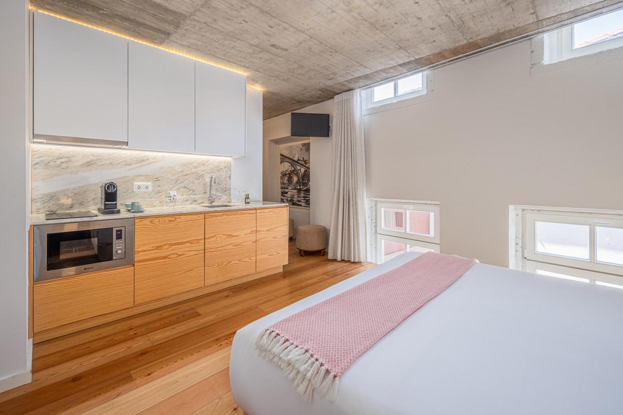 Studio Apartment,1692141069:JPEG