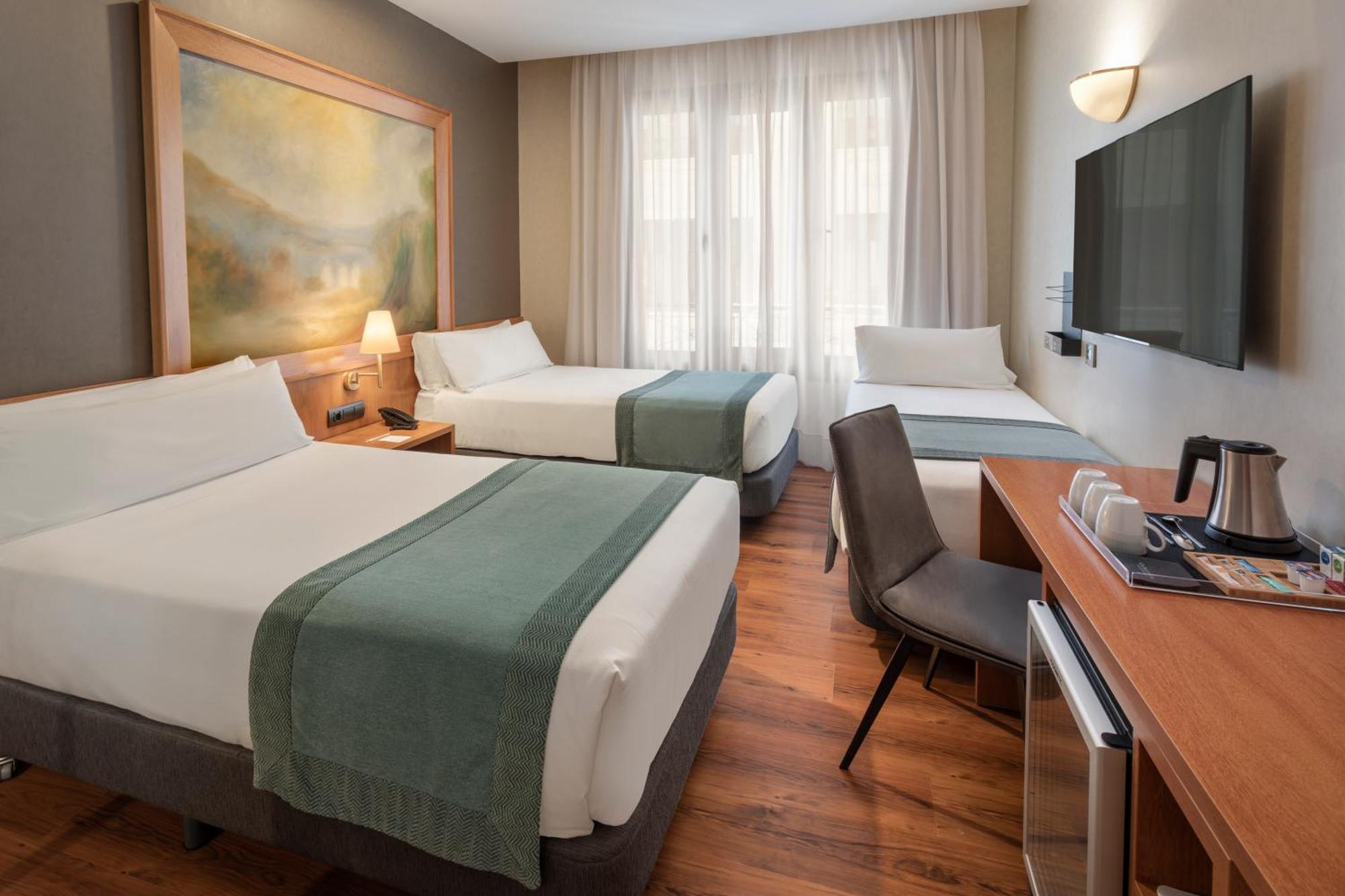 Triple Room,1693273192:JPEG