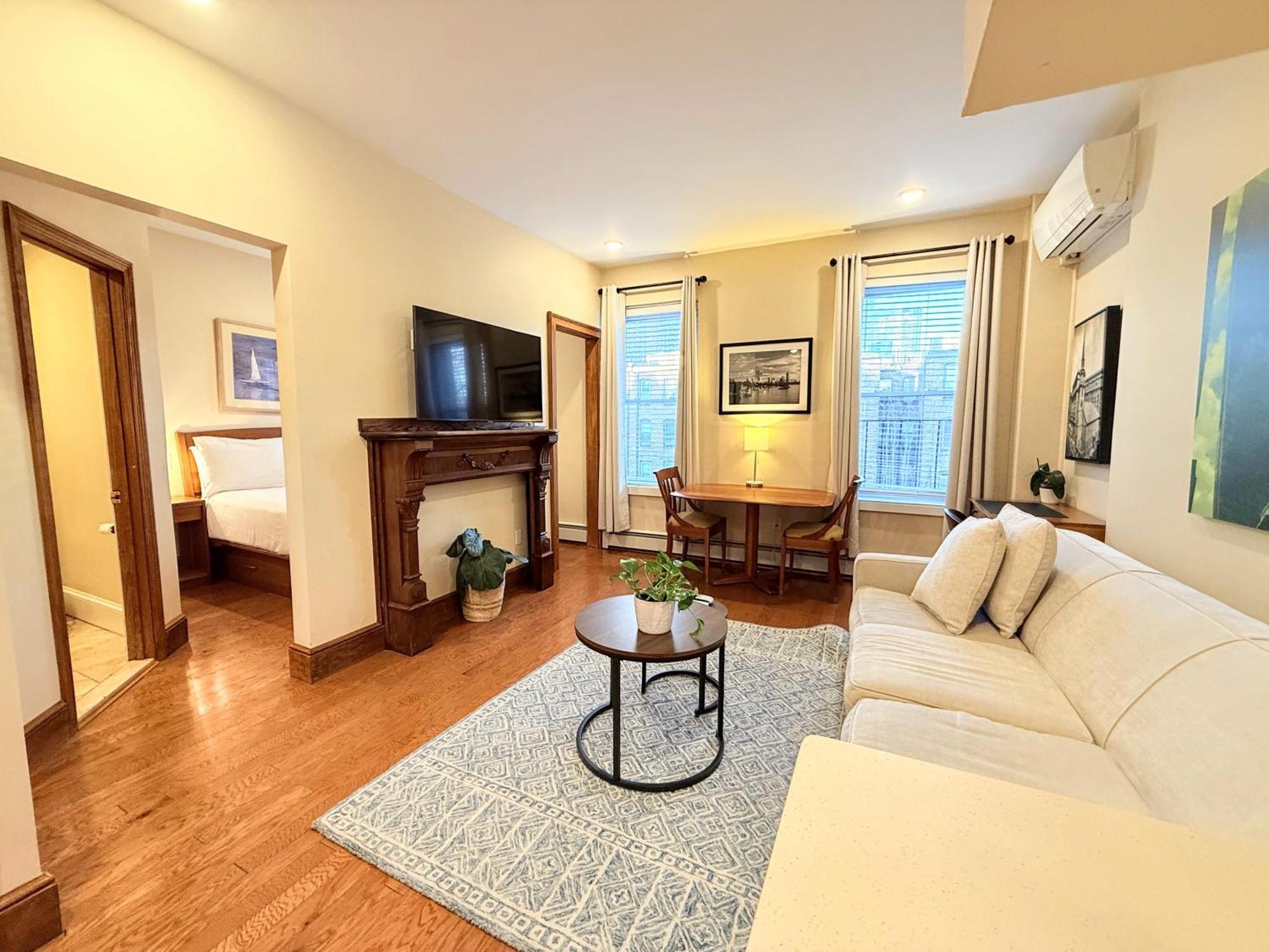 One-Bedroom Suite