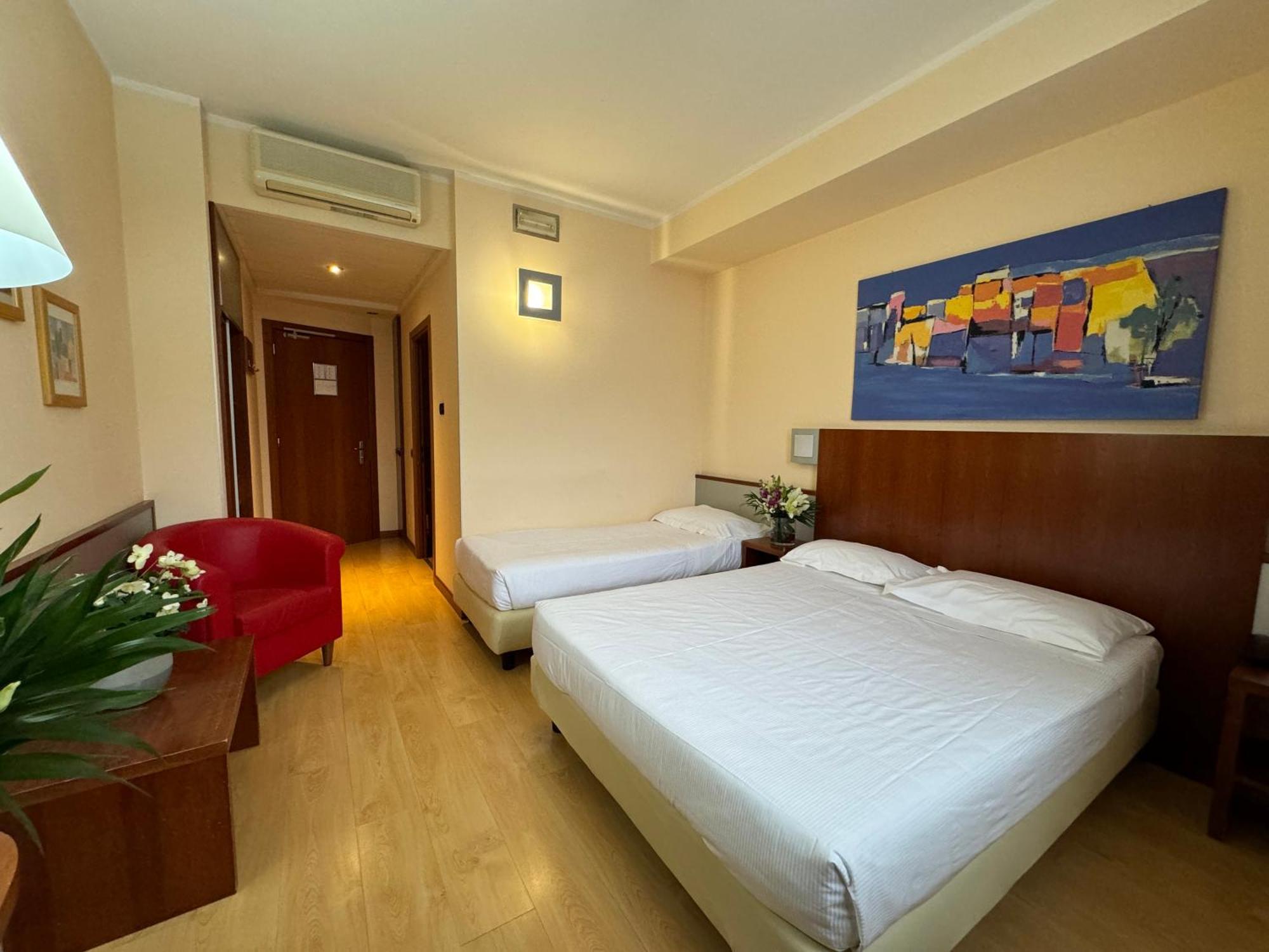Basic Triple Room