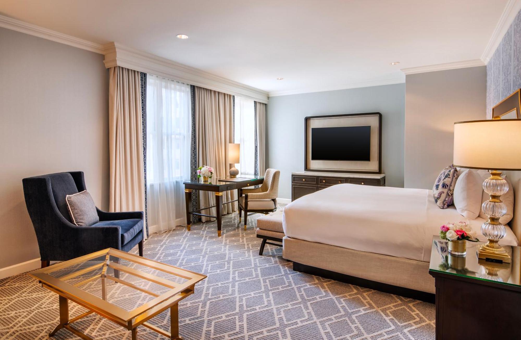 Junior King Suite