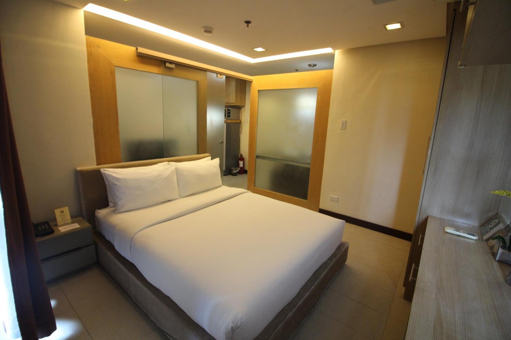 One-Bedroom Suite