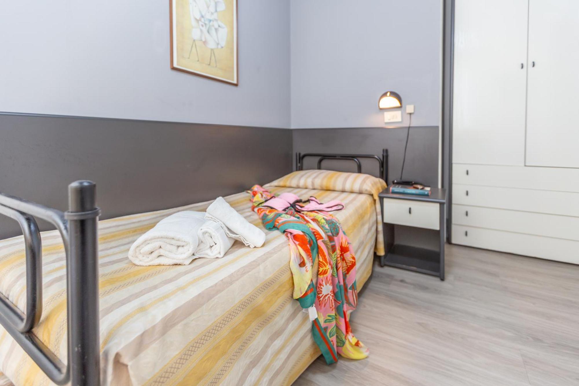 Economy Single Room