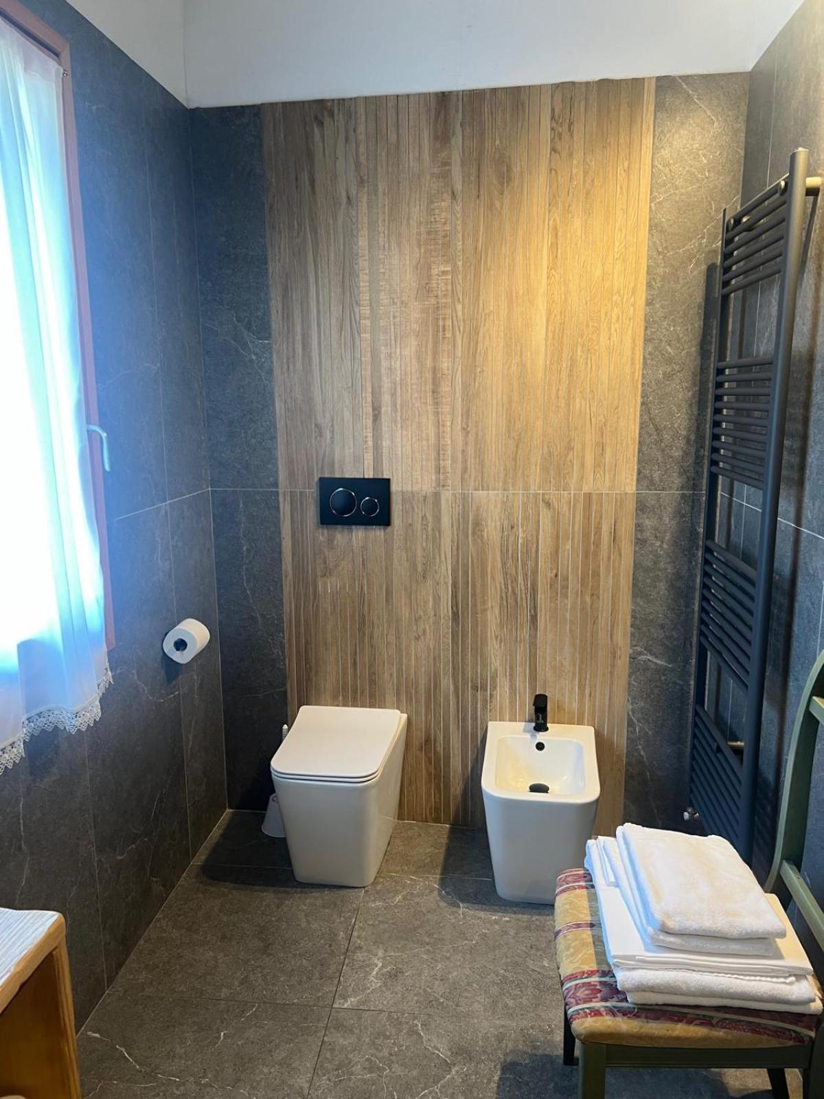 Queen Suite Spa Bath