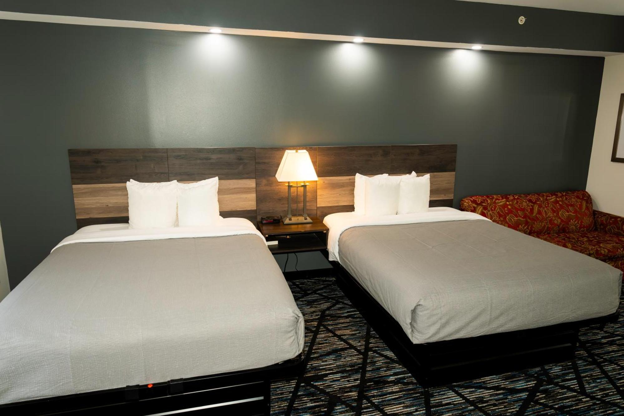 Double Room Two Double Beds Roll Shower Accessible or Non-Smoking,1693294930:JPEG