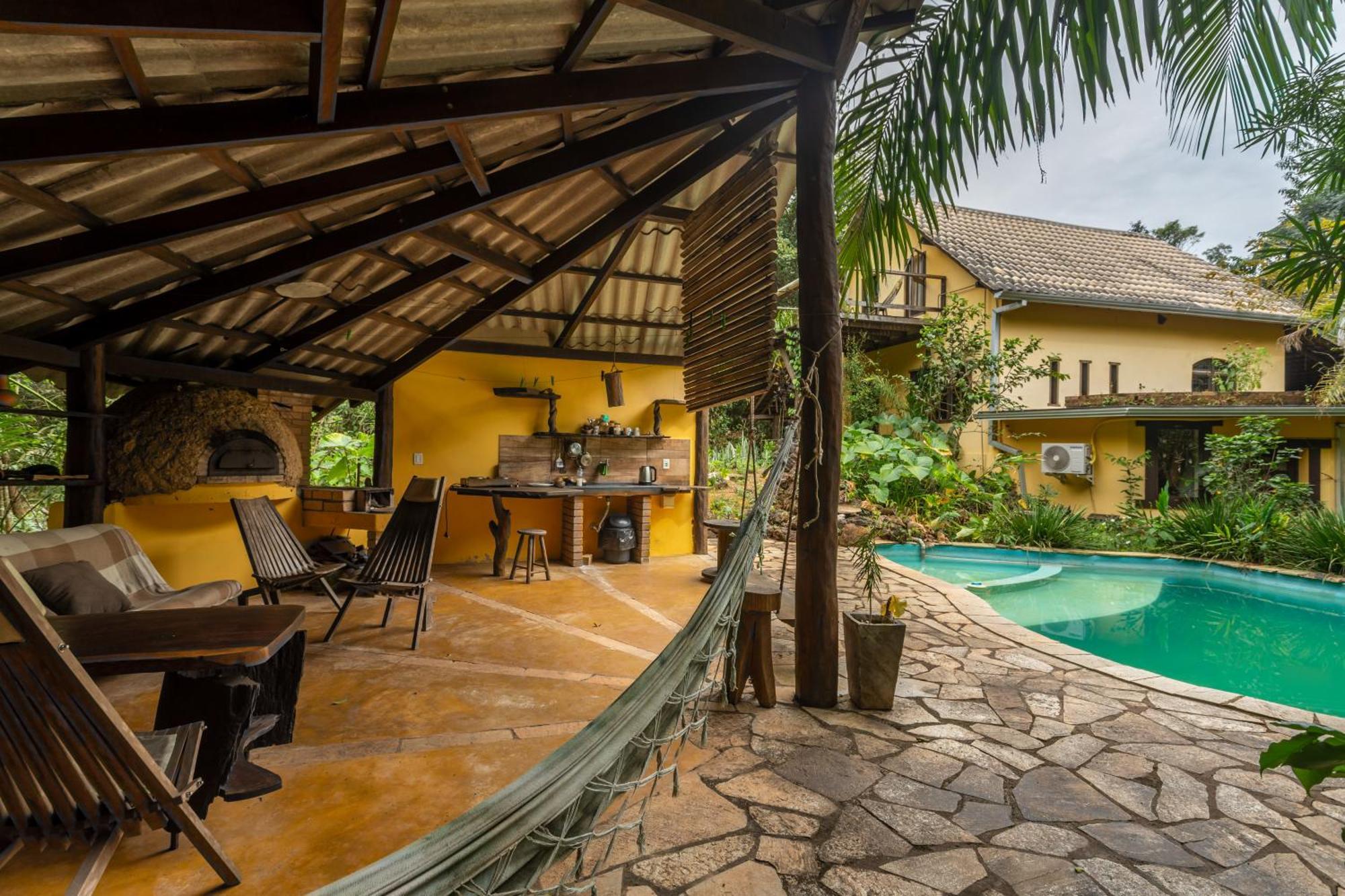 Double or Twin Room Garden View