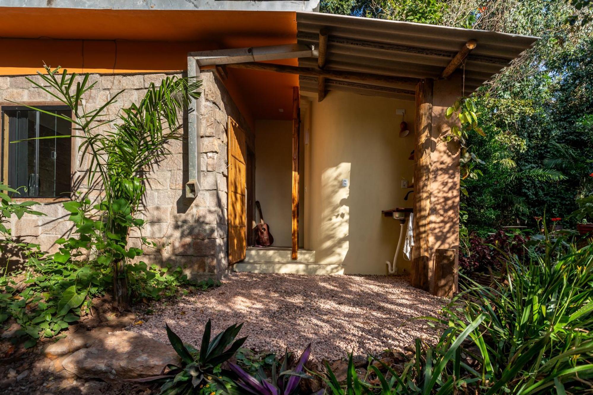 Double or Twin Room Garden View