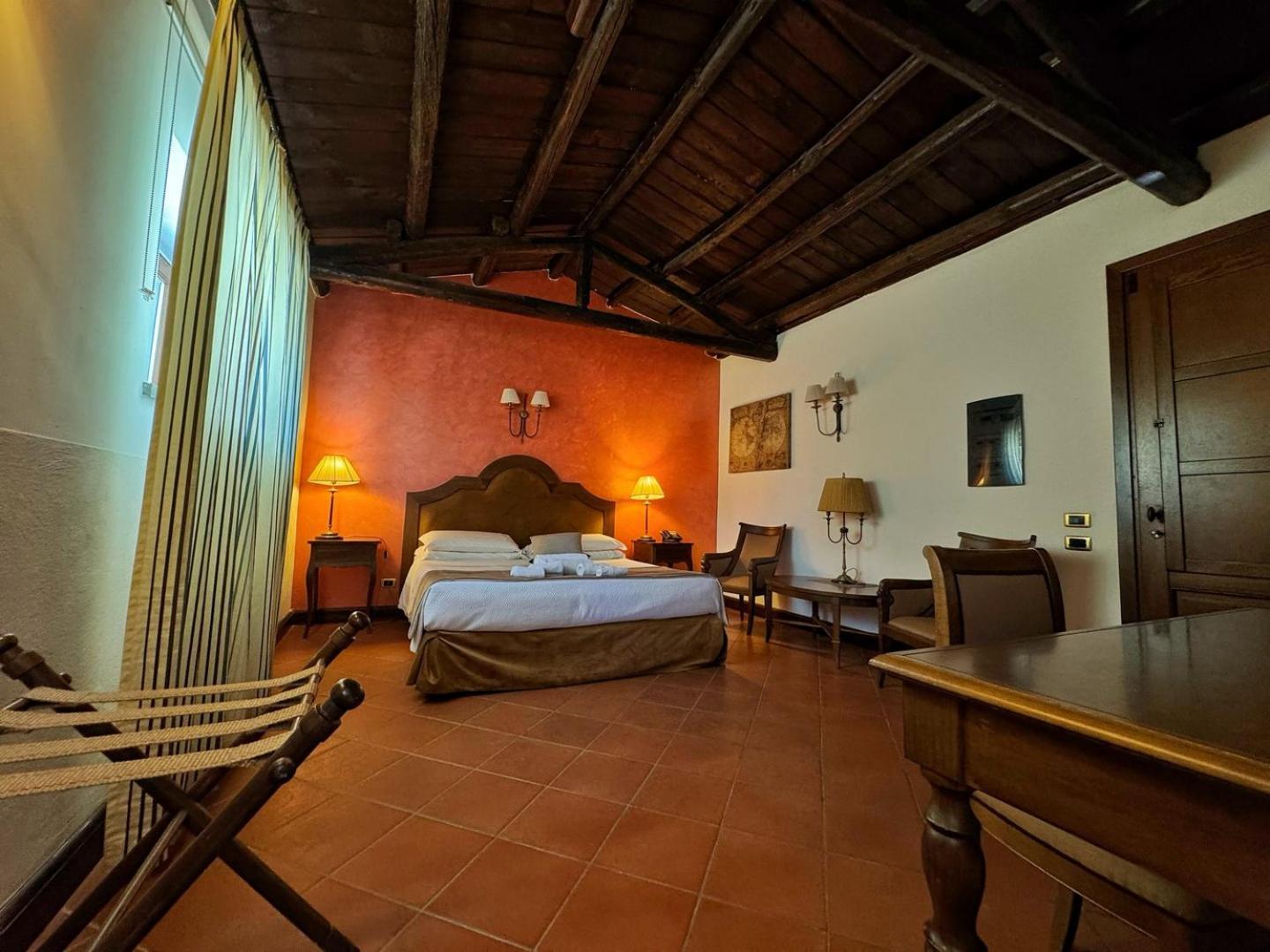 Double Room,1693298524:JPEG