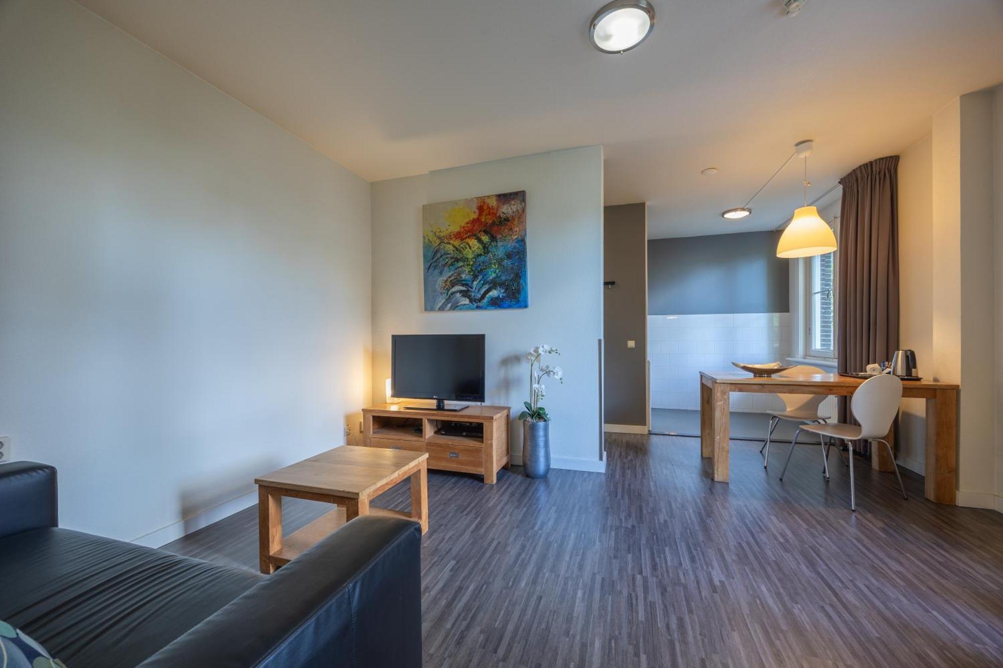 One-Bedroom Apartment,1694530156:JPEG