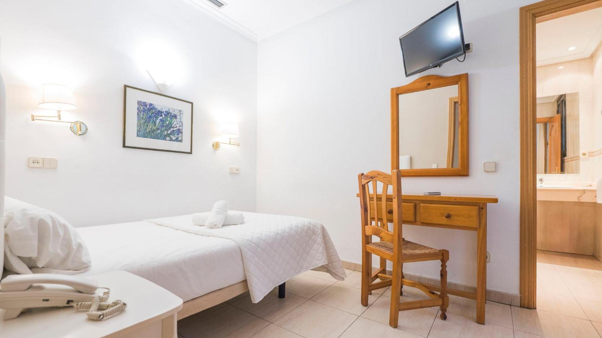 Single Room
