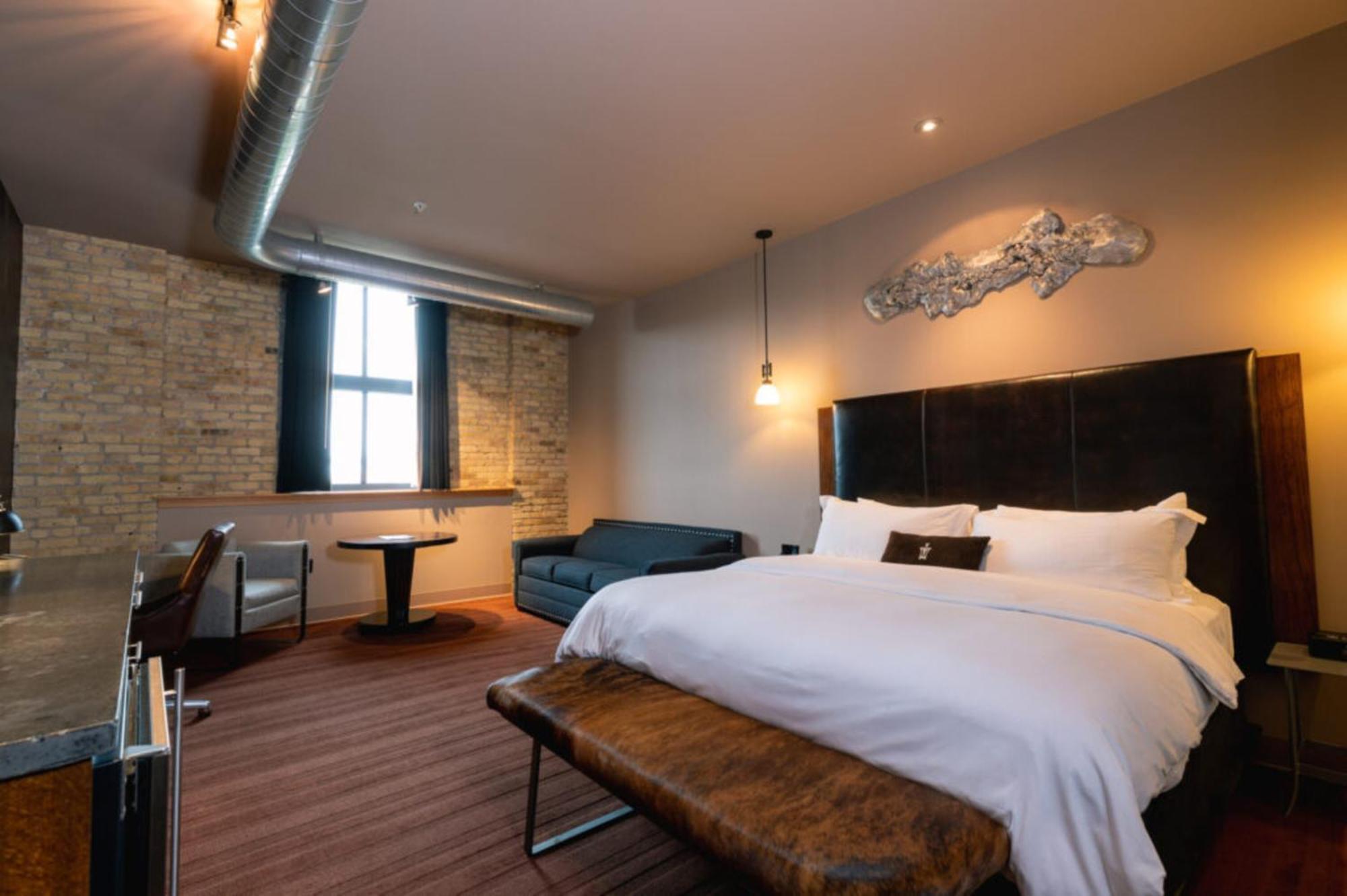 Cream City Studio Suite