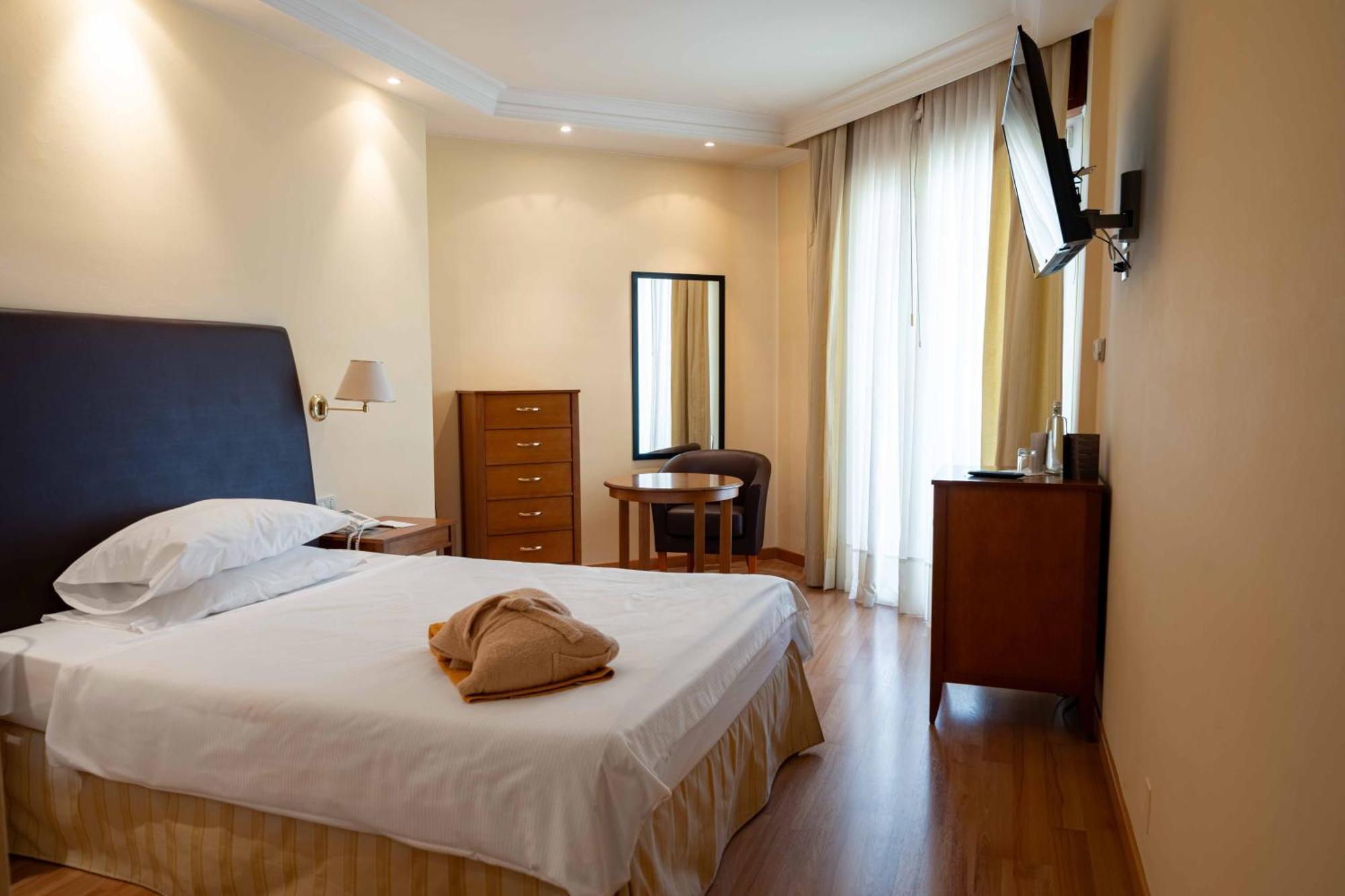 Single Room Balcony