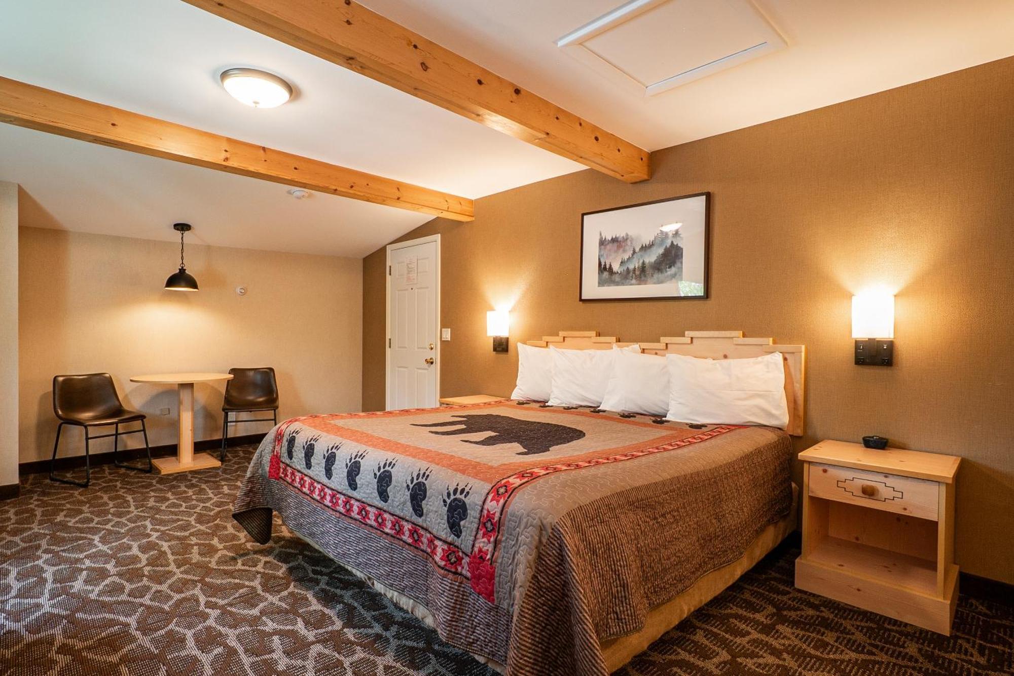 King Room,1694544408:JPEG
