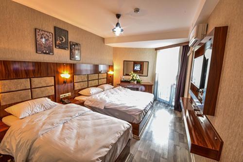 Triple Room,1694573718:JPEG