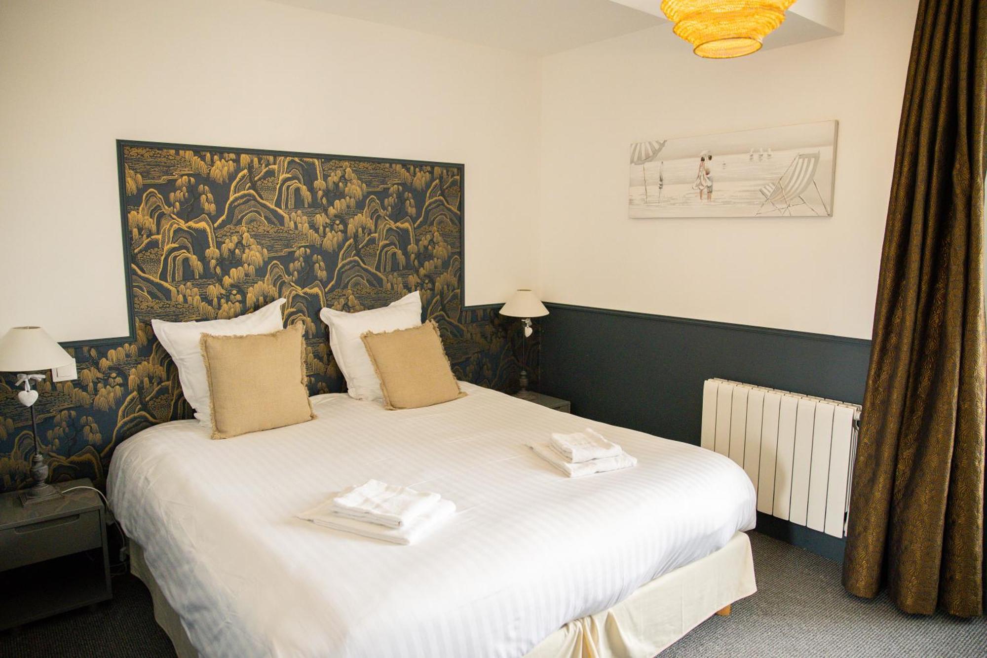 Standard Double or Twin Room,1694580723:JPEG