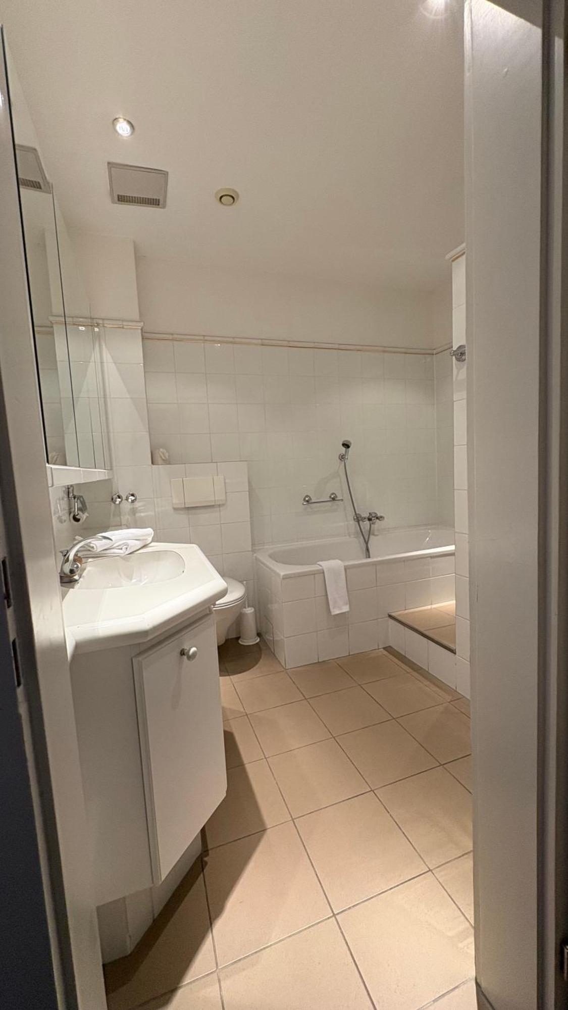 Superior Double Room,1695075715:JPEG
