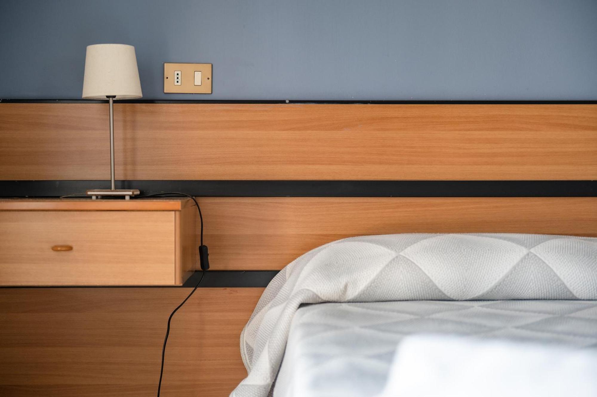 Double or Twin Room Side Sea View