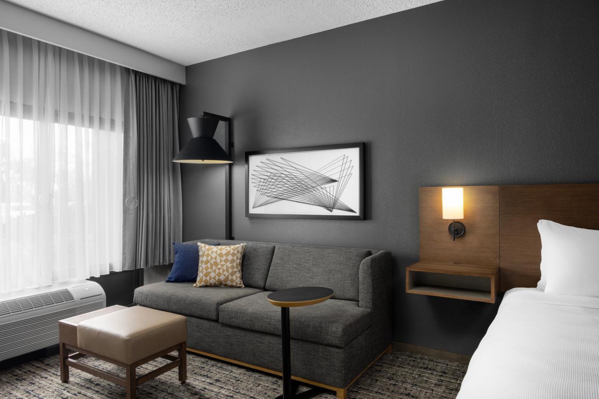 King Room with Sofa Bed and Roll-In Shower - Disability Access,1596873990:JPEG