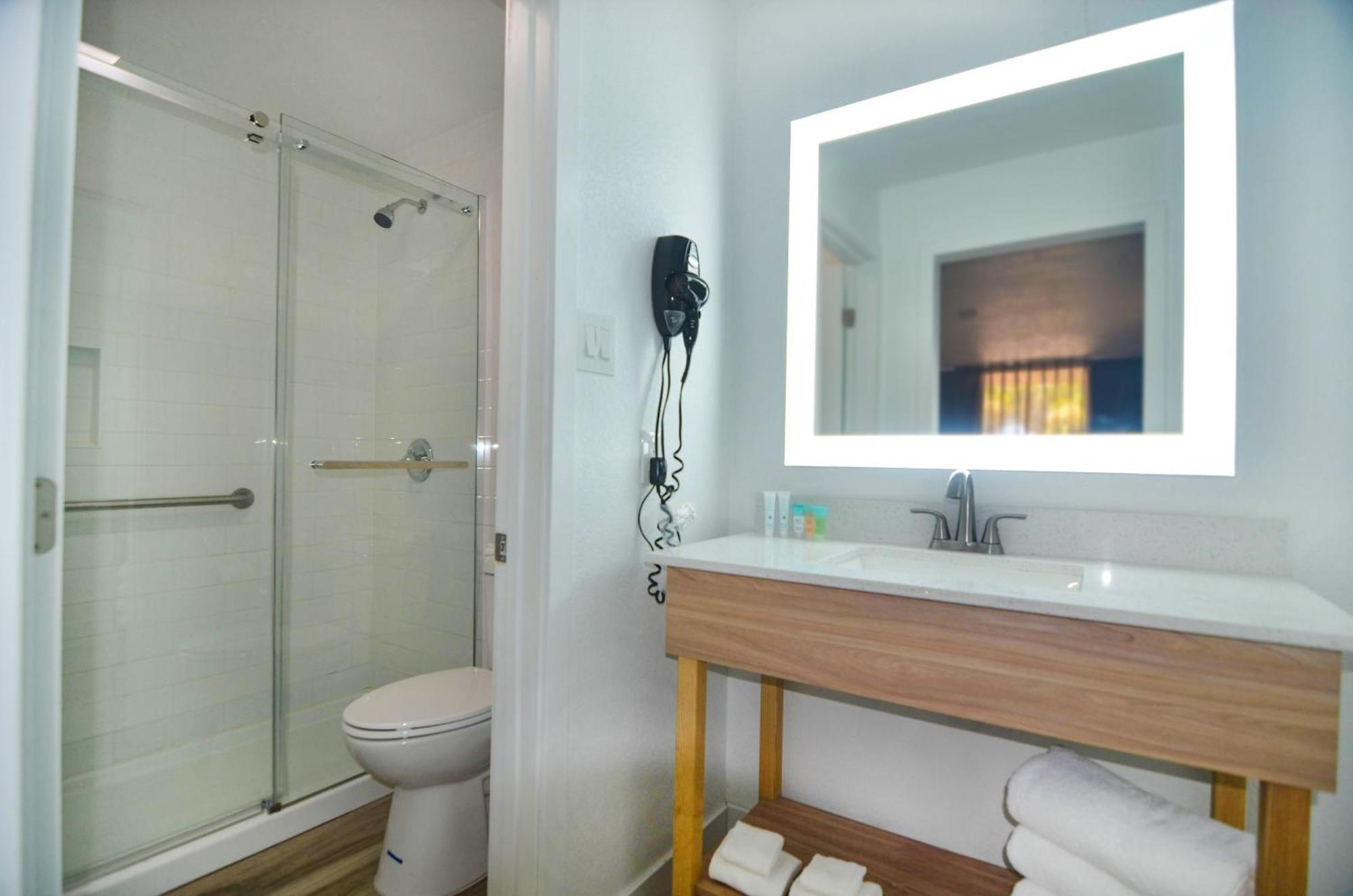 Standard Double Room,1695755257:JPEG