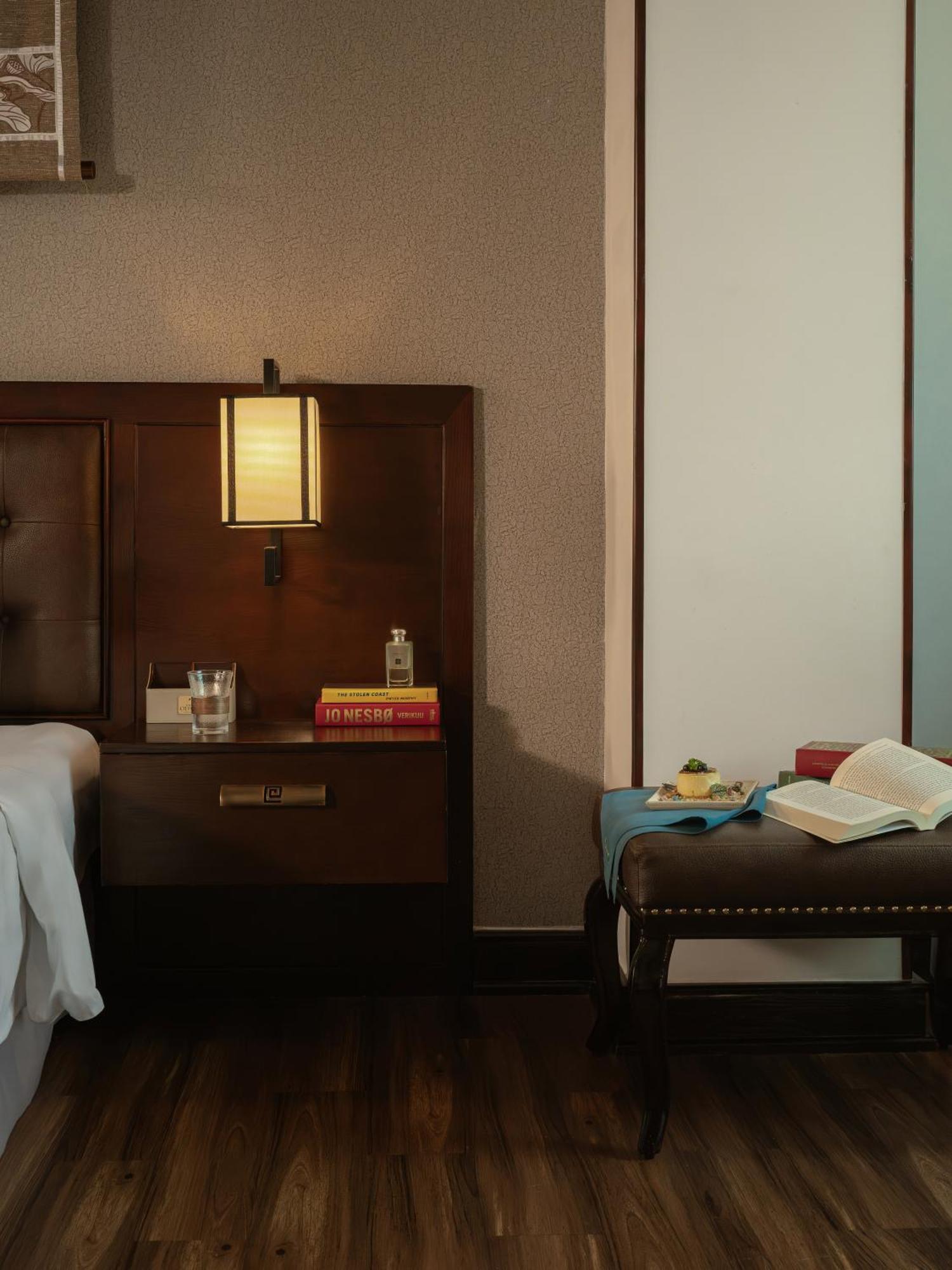 Odys Premium Double Daily Minibar & 1 time Afternoon Tea