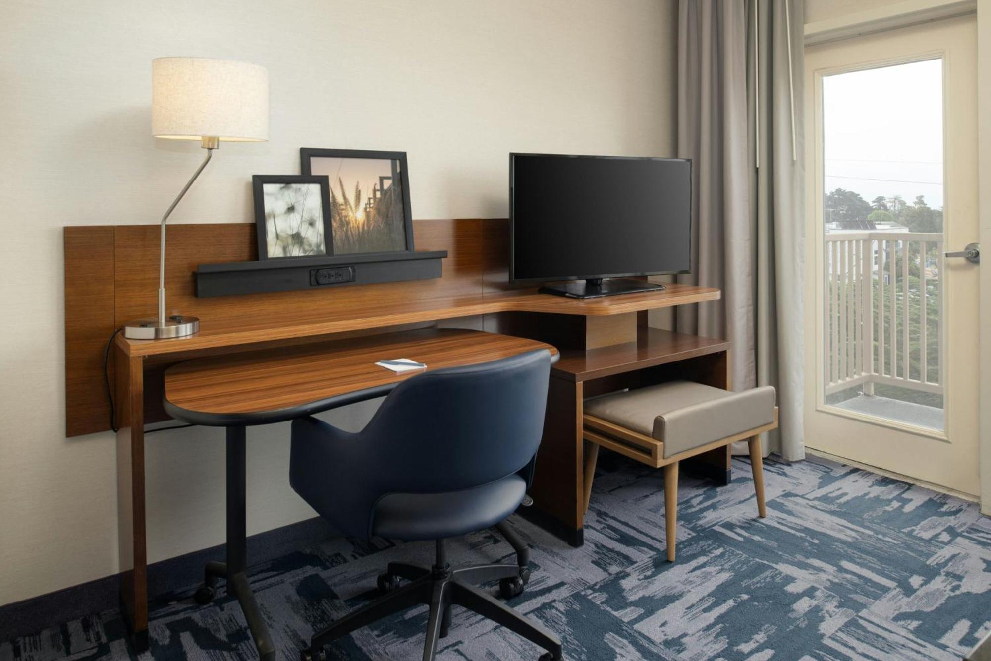 King Room with Sofa Bed