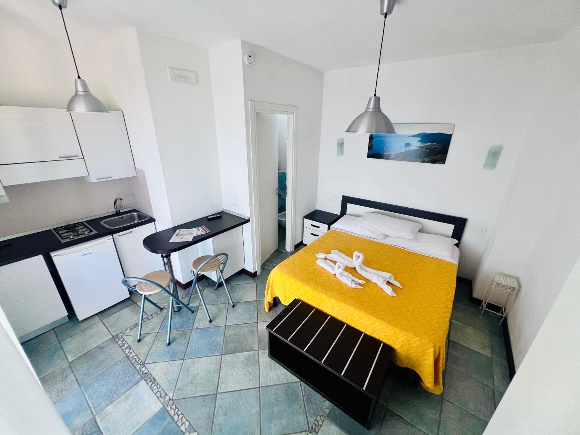 Studio Apartment Sea View