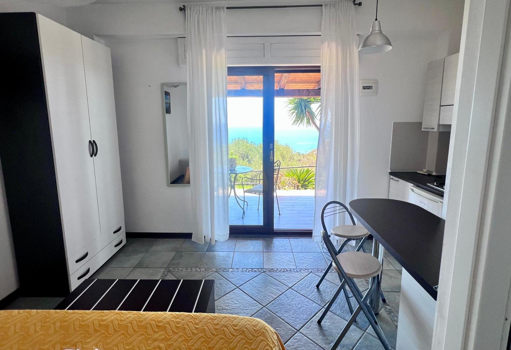 Studio Apartment Sea View