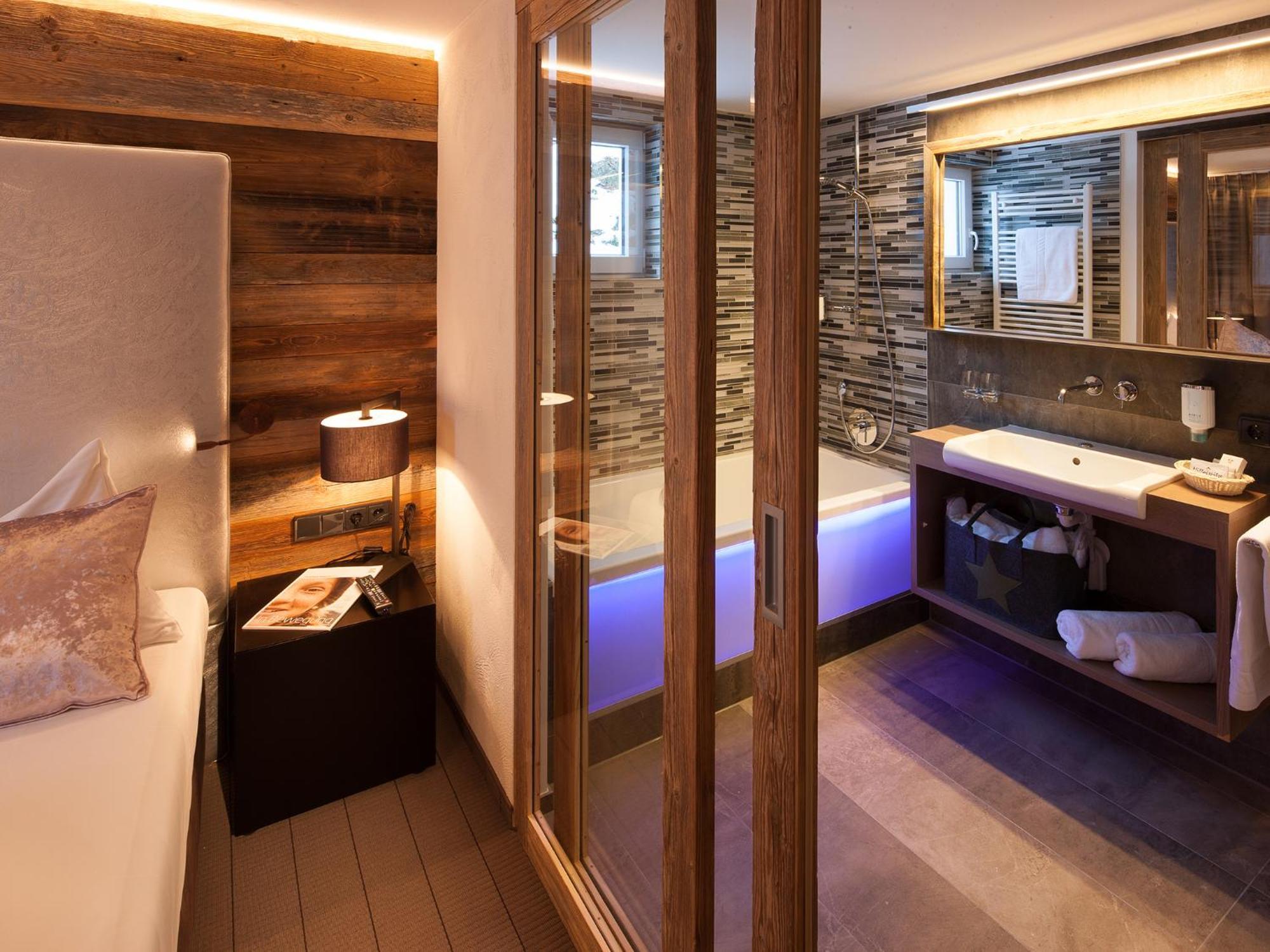 One-Bedroom Suite