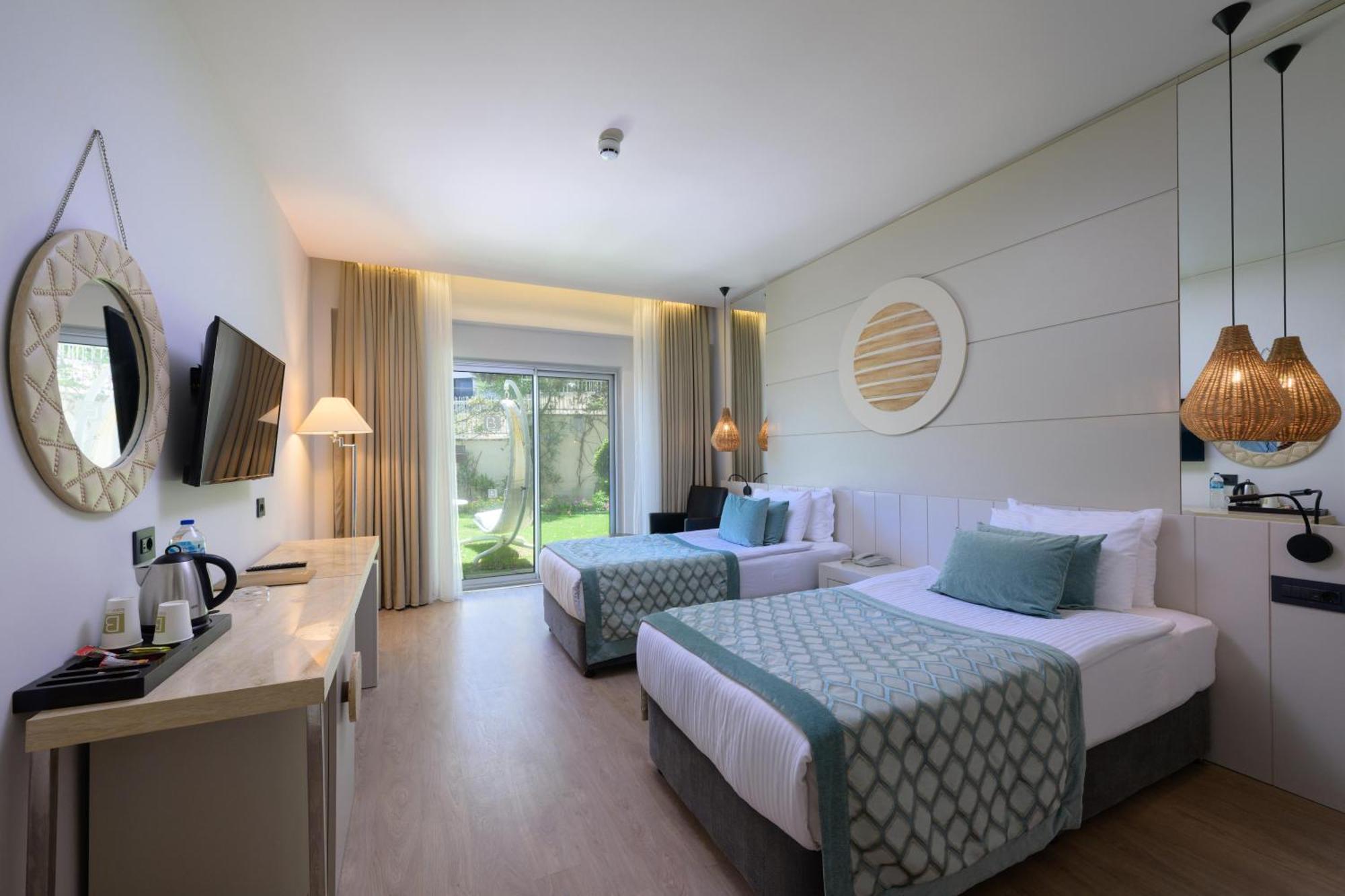 Deluxe Double or Twin Room with Garden View,1597551327:JPEG