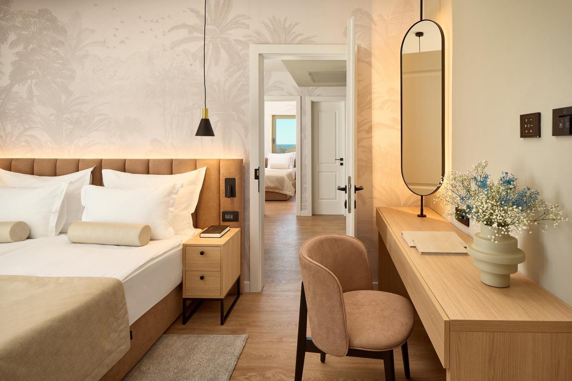 Premium Suite Balcony Sea View